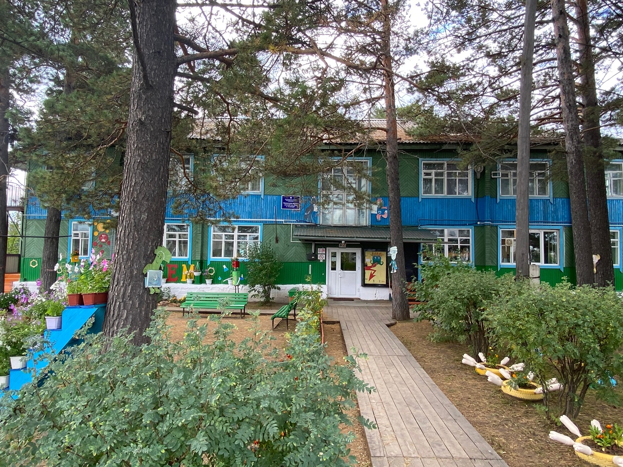Главное изображение школы.